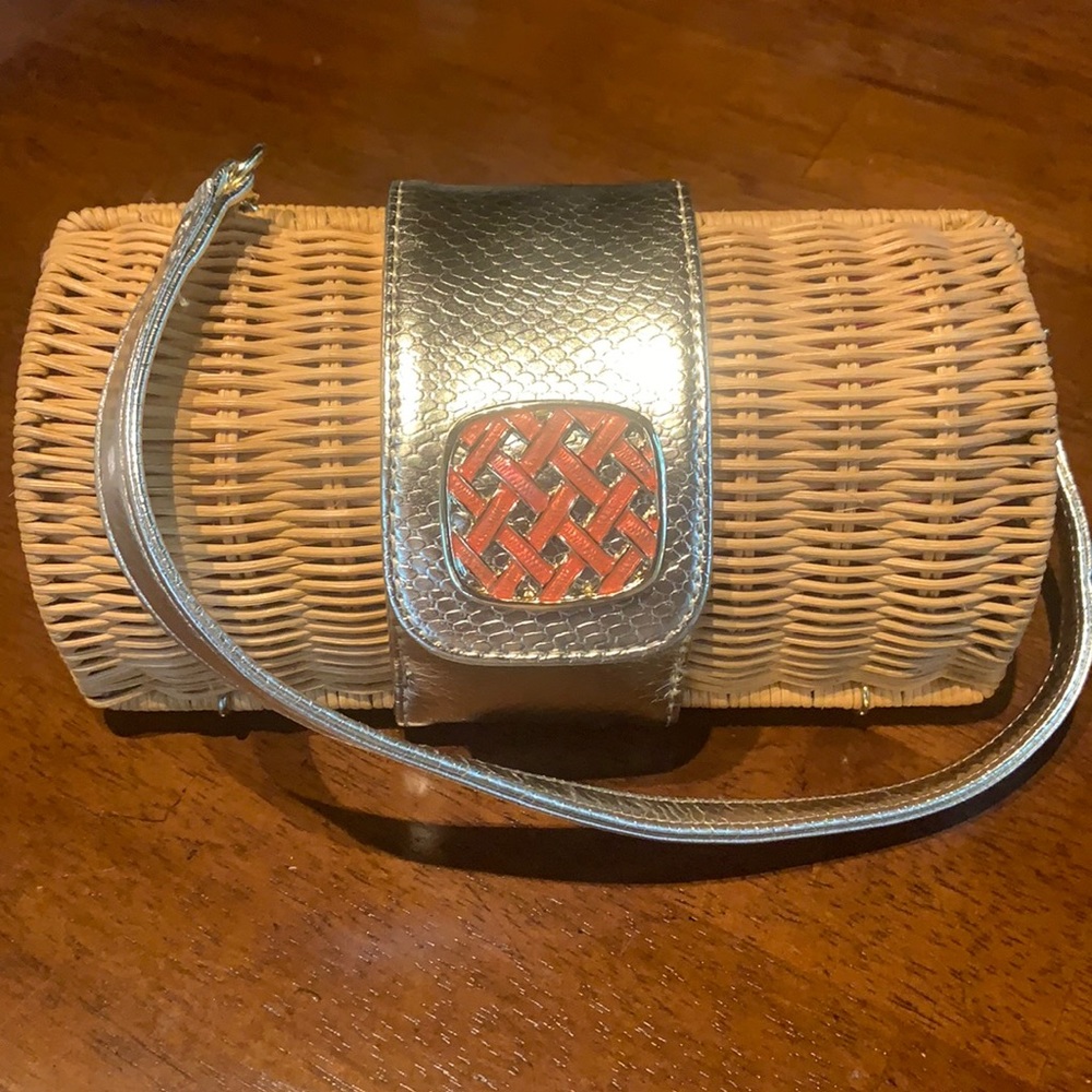 Lilly Pulitzer basketweave small purse.